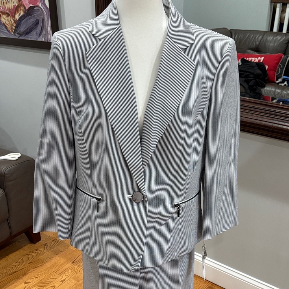 Le Suit Black and White Striped Pantsuit